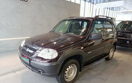 Chevrolet Niva I рестайлинг, 2017 год, 720 000 рублей, 1 фотография