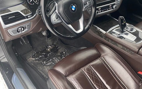 BMW 7 серия, 2018 год, 4 000 000 рублей, 8 фотография