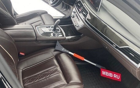 BMW 7 серия, 2018 год, 4 000 000 рублей, 9 фотография