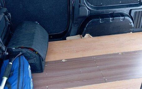 Nissan NV200, 2015 год, 1 350 000 рублей, 28 фотография