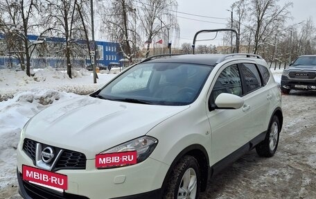 Nissan Qashqai+2 I, 2011 год, 1 050 000 рублей, 4 фотография