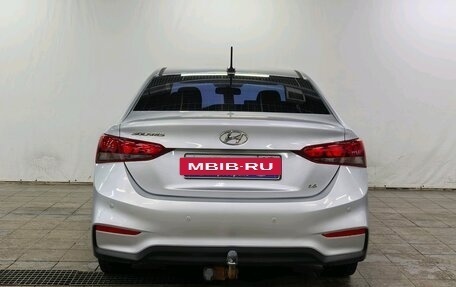 Hyundai Solaris II рестайлинг, 2018 год, 1 170 000 рублей, 5 фотография