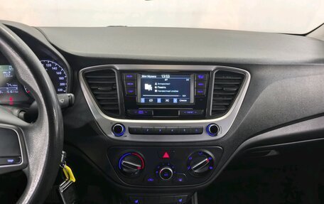 Hyundai Solaris II рестайлинг, 2018 год, 1 170 000 рублей, 18 фотография