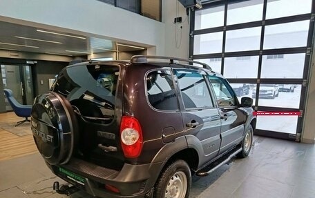 Chevrolet Niva I рестайлинг, 2017 год, 720 000 рублей, 3 фотография