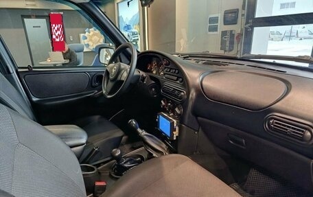 Chevrolet Niva I рестайлинг, 2017 год, 720 000 рублей, 7 фотография