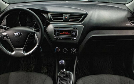 KIA Rio III рестайлинг, 2015 год, 999 000 рублей, 5 фотография