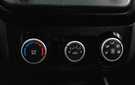 KIA Rio III рестайлинг, 2015 год, 999 000 рублей, 19 фотография