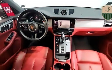 Porsche Macan I рестайлинг, 2022 год, 10 770 000 рублей, 2 фотография