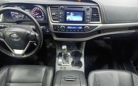 Toyota Highlander III, 2014 год, 2 840 000 рублей, 16 фотография