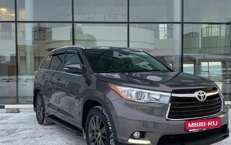 Toyota Highlander III, 2014 год, 2 840 000 рублей, 3 фотография