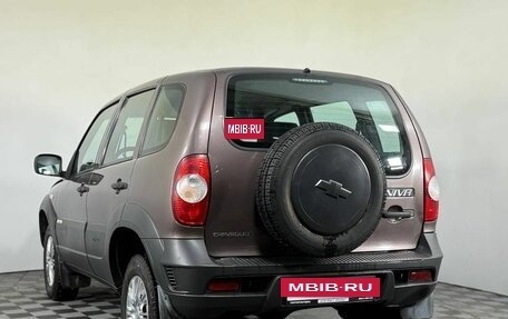 Chevrolet Niva I рестайлинг, 2017 год, 690 000 рублей, 7 фотография