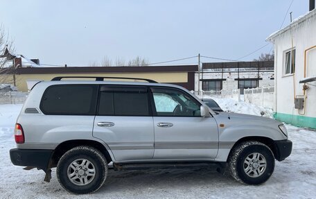 Toyota Land Cruiser 100 рестайлинг 2, 2007 год, 2 150 000 рублей, 4 фотография