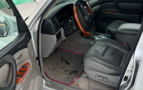 Toyota Land Cruiser 100 рестайлинг 2, 2007 год, 2 150 000 рублей, 9 фотография