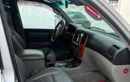 Toyota Land Cruiser 100 рестайлинг 2, 2007 год, 2 150 000 рублей, 5 фотография