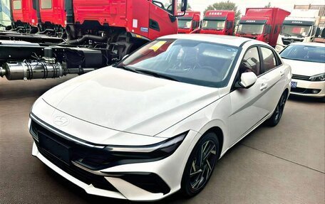 Hyundai Elantra, 2023 год, 3 100 000 рублей, 2 фотография