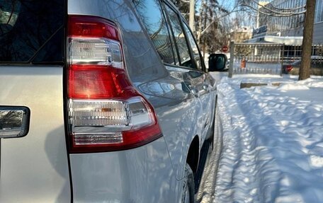 Toyota Land Cruiser Prado 150 рестайлинг 2, 2014 год, 3 200 000 рублей, 6 фотография