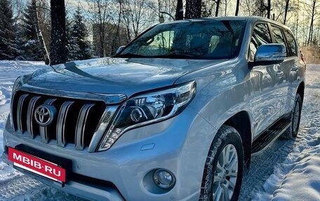Toyota Land Cruiser Prado 150 рестайлинг 2, 2014 год, 3 200 000 рублей, 10 фотография