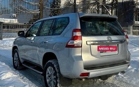 Toyota Land Cruiser Prado 150 рестайлинг 2, 2014 год, 3 200 000 рублей, 11 фотография