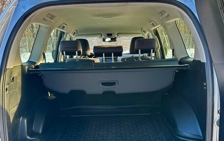 Toyota Land Cruiser Prado 150 рестайлинг 2, 2014 год, 3 200 000 рублей, 14 фотография