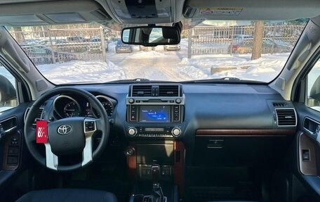 Toyota Land Cruiser Prado 150 рестайлинг 2, 2014 год, 3 200 000 рублей, 19 фотография