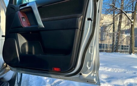 Toyota Land Cruiser Prado 150 рестайлинг 2, 2014 год, 3 200 000 рублей, 26 фотография