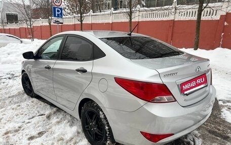 Hyundai Solaris II рестайлинг, 2014 год, 720 000 рублей, 3 фотография
