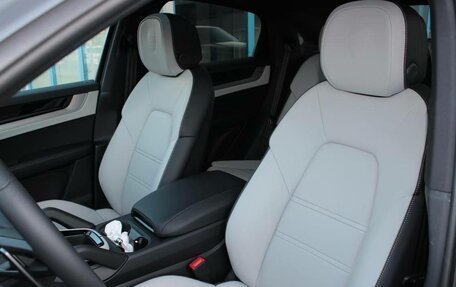 Porsche Cayenne III, 2025 год, 18 690 000 рублей, 8 фотография