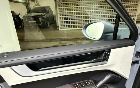 Porsche Cayenne III, 2025 год, 18 690 000 рублей, 14 фотография