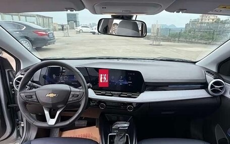 Chevrolet Monza, 2023 год, 1 100 000 рублей, 7 фотография