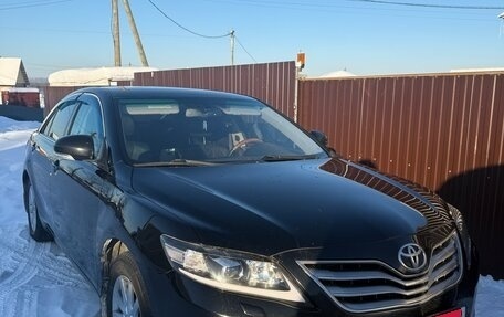 Toyota Camry, 2011 год, 1 100 000 рублей, 1 фотография