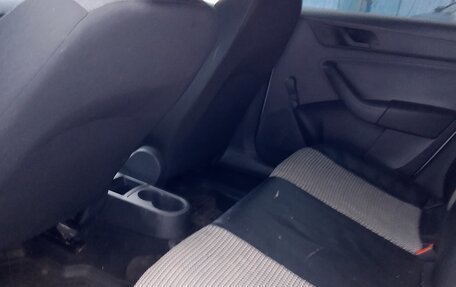 Skoda Rapid I, 2015 год, 750 000 рублей, 12 фотография