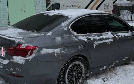 BMW 5 серия, 2014 год, 2 000 000 рублей, 3 фотография