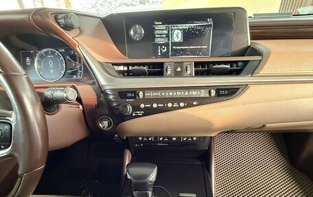 Lexus ES VII, 2018 год, 2 770 000 рублей, 18 фотография