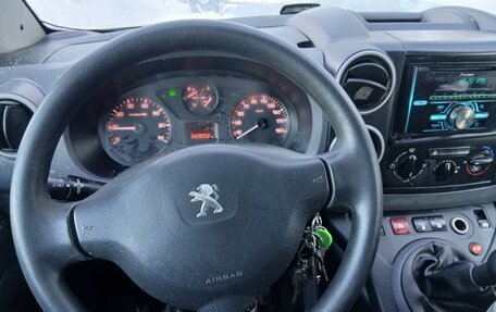 Peugeot Partner II рестайлинг 2, 2014 год, 595 000 рублей, 4 фотография