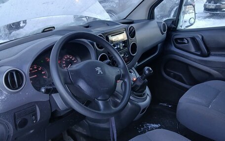 Peugeot Partner II рестайлинг 2, 2014 год, 595 000 рублей, 6 фотография