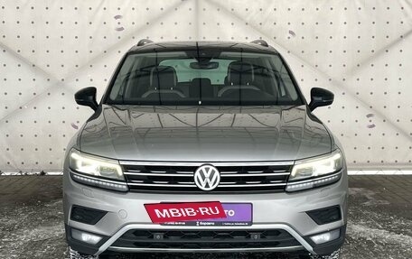 Volkswagen Tiguan II, 2019 год, 2 490 000 рублей, 3 фотография