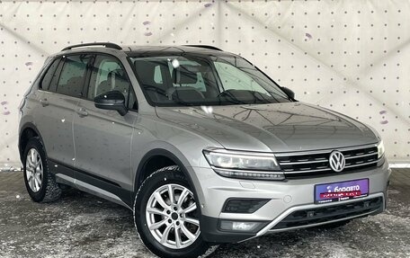 Volkswagen Tiguan II, 2019 год, 2 490 000 рублей, 2 фотография
