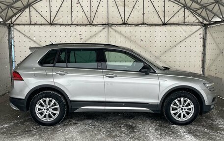 Volkswagen Tiguan II, 2019 год, 2 490 000 рублей, 9 фотография