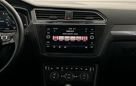 Volkswagen Tiguan II, 2019 год, 2 490 000 рублей, 17 фотография