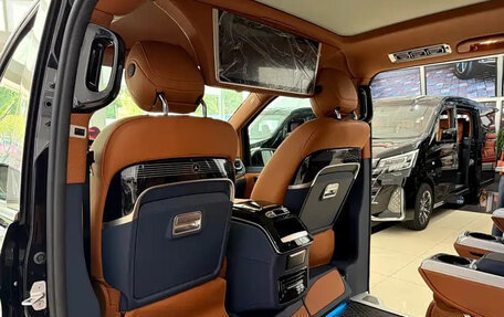 Mercedes-Benz V-Класс, 2026 год, 11 020 000 рублей, 12 фотография