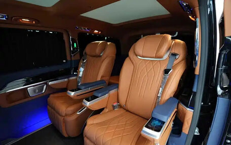 Mercedes-Benz V-Класс, 2026 год, 11 020 000 рублей, 10 фотография