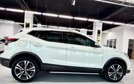 Nissan Qashqai, 2022 год, 2 080 000 рублей, 7 фотография