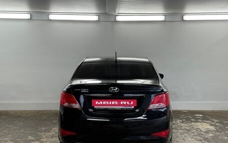 Hyundai Solaris II рестайлинг, 2016 год, 1 030 000 рублей, 3 фотография