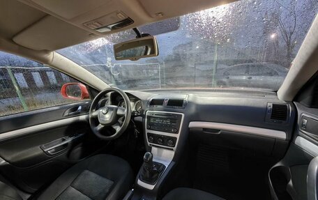 Skoda Octavia, 2011 год, 599 000 рублей, 10 фотография