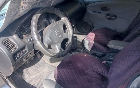 Mitsubishi Carisma I, 2002 год, 150 000 рублей, 5 фотография