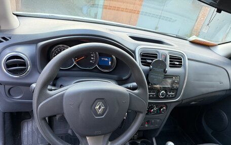 Renault Logan II, 2016 год, 820 000 рублей, 7 фотография