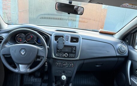 Renault Logan II, 2016 год, 820 000 рублей, 6 фотография