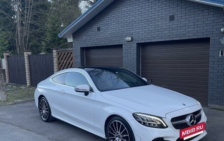 Mercedes-Benz C-Класс, 2019 год, 4 400 000 рублей, 3 фотография