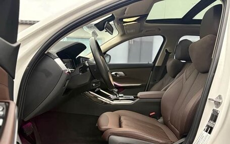 BMW 3 серия, 2022 год, 2 950 000 рублей, 9 фотография