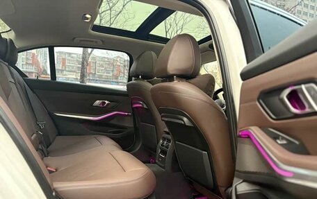 BMW 3 серия, 2022 год, 2 950 000 рублей, 14 фотография